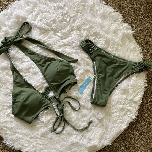 Cupshe Green 2 Piece Bikini Swimsuit New Womens Size Medium - Picture 1 of 11